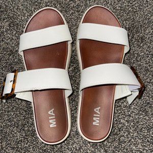 MIA White Platform Espradilles Sandals 2 Strap Cushioned Sole Size 9.5